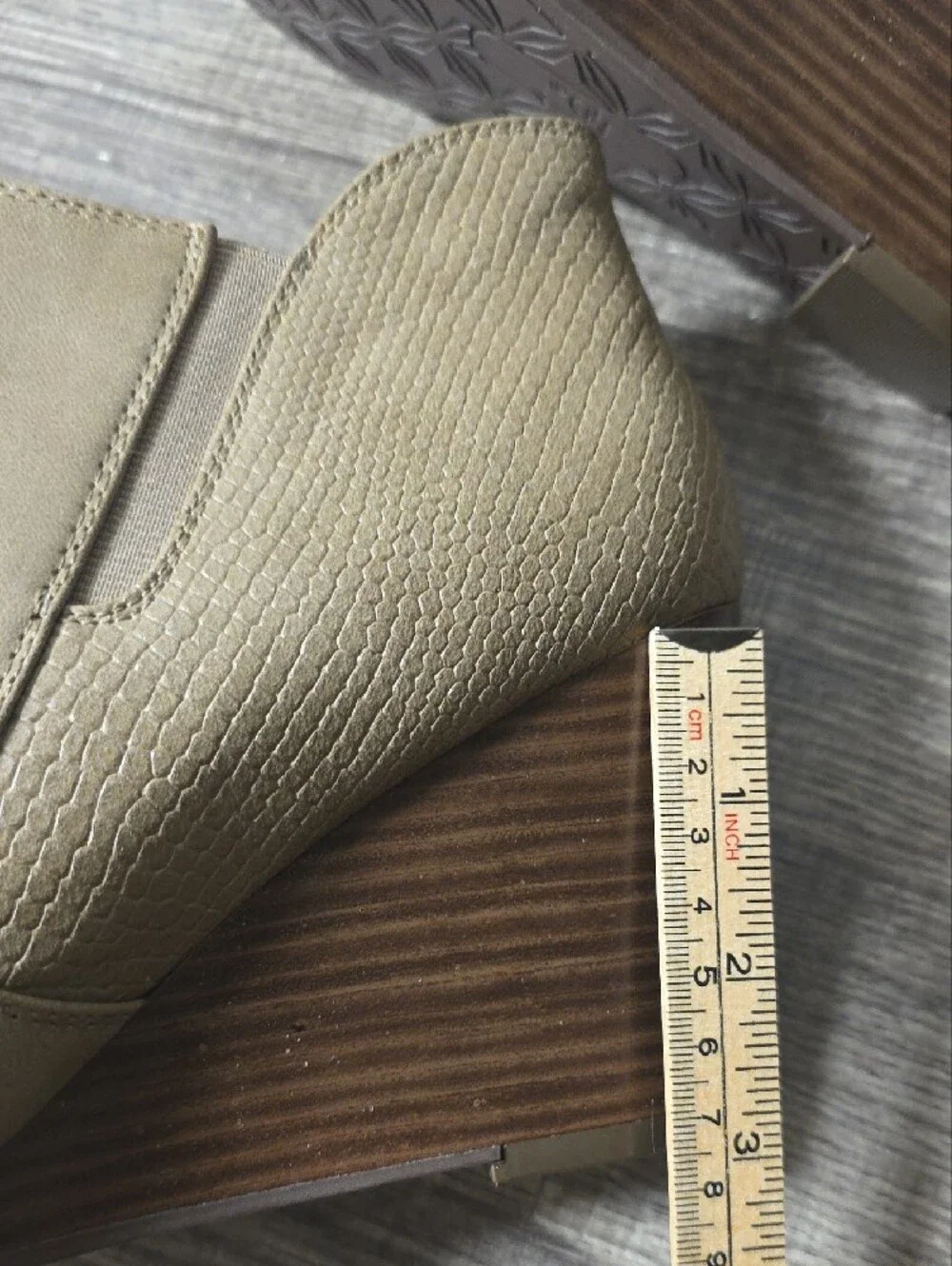 new directions Taupe Wedge Ankle Booties with Side Zip Size 9.5